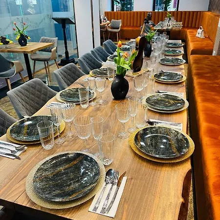 Hotel & Restaurant Levoslav House 4*