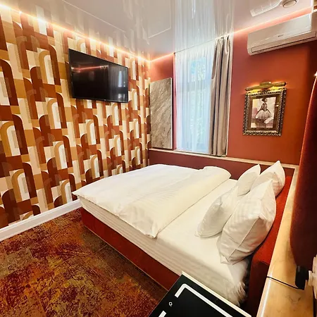 & Restaurant Levoslav House