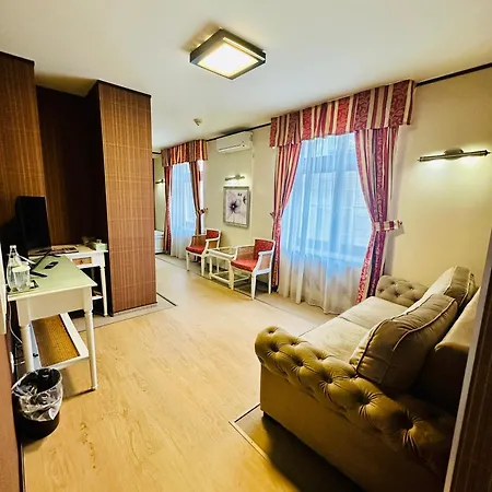 & Restaurant Levoslav House 4*