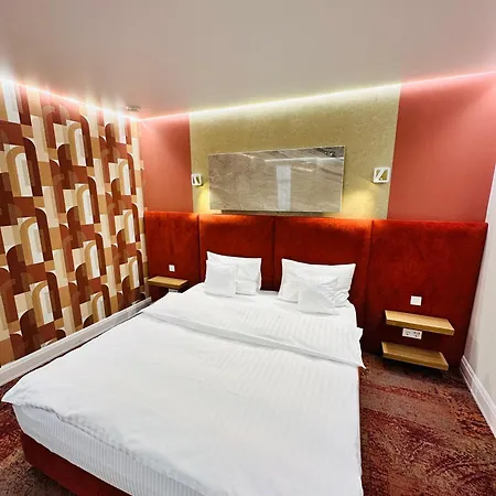 Hotel & Restaurant Levoslav House