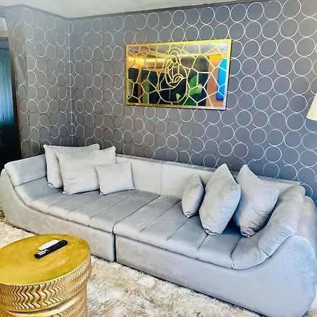 & Restaurant Levoslav House Hotel